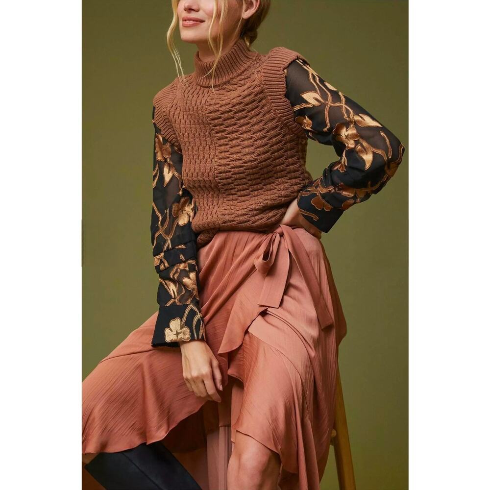 Current Air Floral Contrast Turtleneck Top. Size L. Retails $130